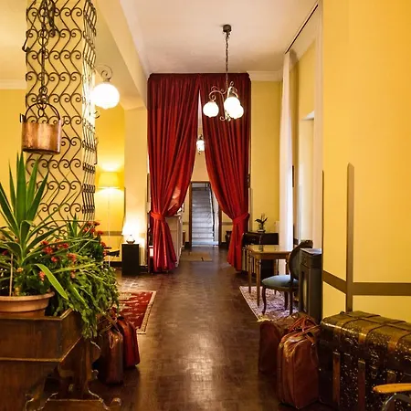 ホテル Albergo Centrale Scanno