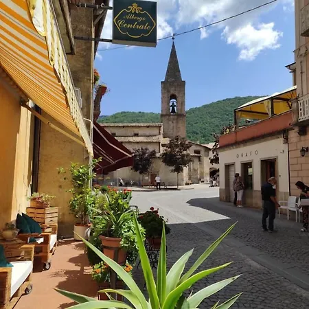 Отель Albergo Centrale Scanno 2*