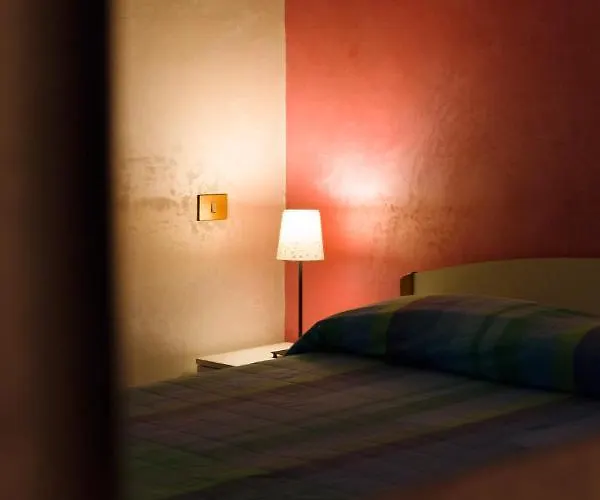 Отель Albergo Centrale Scanno 2*