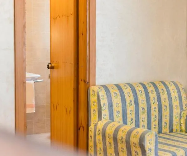 Albergo Centrale Scanno 2* Сканно